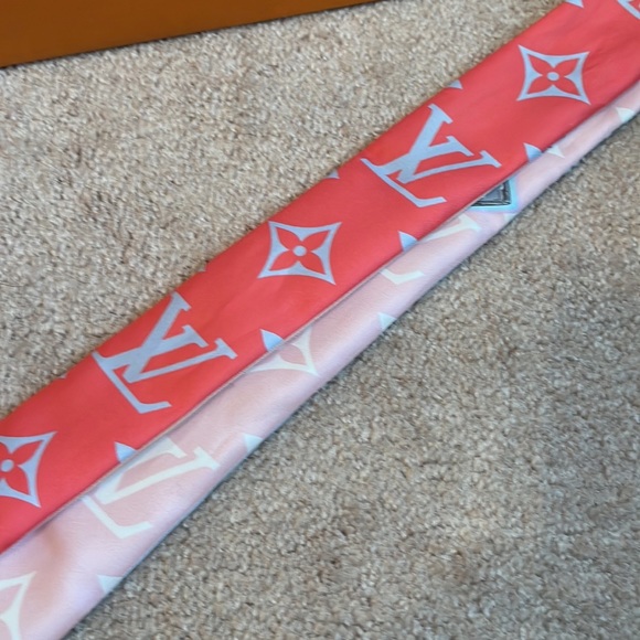 Louis Vuitton Retired Bandeau - Picture 6 of 6